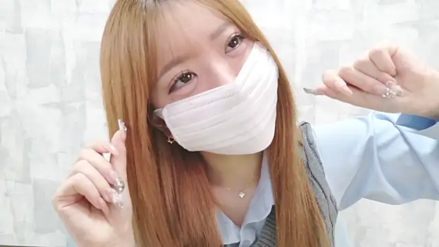 LOVE MOMO LOVE online show from 03-24-26, 12:05