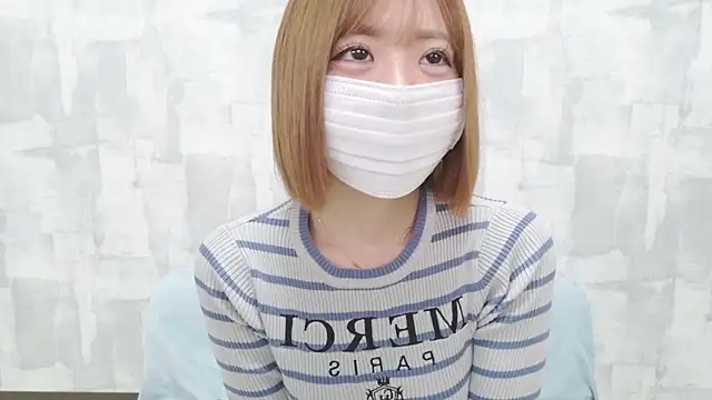 LOVE MOMO LOVE online show from 04-05-26, 12:45