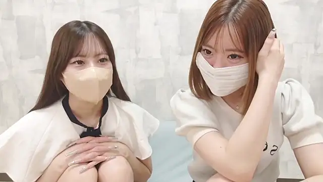 Snapshot of LOVE_MOMO_LOVE chatting on 06-30-26, 12:05 LOVE MOMO LOVE online show from 06-30-26, 12:05