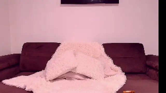GiGi GoodGirll online show from 05-06-26, 01:59
