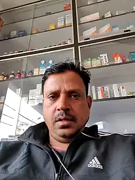 Raj1043 online show from 12-15-25, 05:57