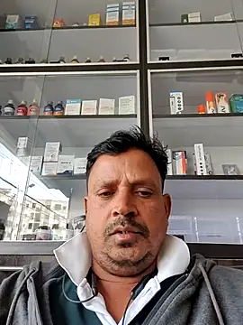 Raj1043 online show from 11-16-25, 06:18