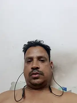 Raj1043 online show from 02-15-25, 07:06
