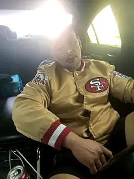 EatMyCake831 online show from 11-27-25, 04:07