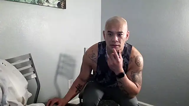 EatMyCake831 online show from 12-25-24, 07:13