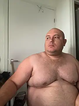 BigromeoXX online show from 11-30-25, 10:05