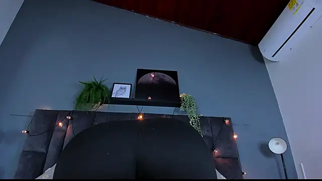 DulceAurora   online show from 02-16-26, 01:37