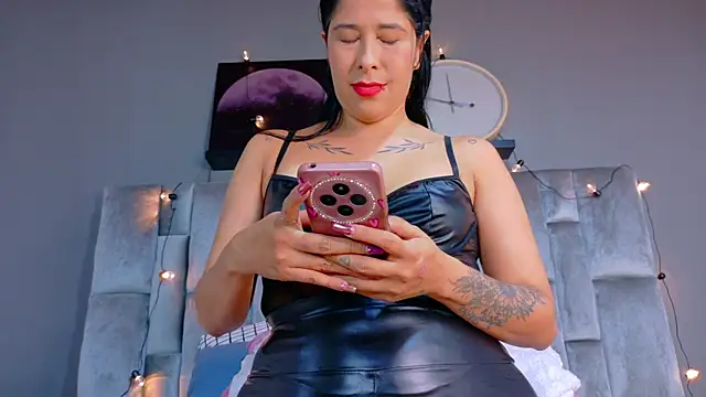 DulceAurora   online show from 09-26-25, 02:51