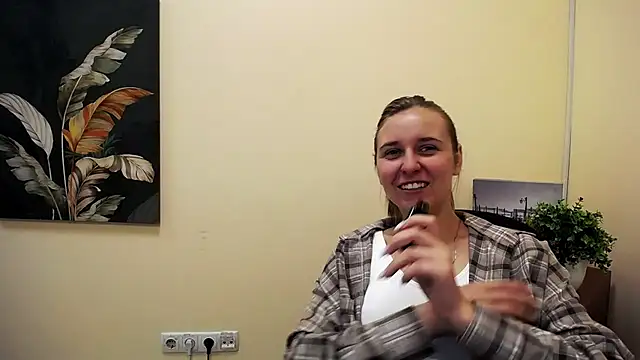 Snapshot of _Nicole_new chatting on 09-12-25, 08:03  Nicole new online show from 09-12-25, 08:03