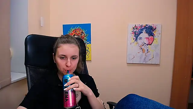 Snapshot of _Nicole_new chatting on 03-14-25, 03:36  Nicole new online show from 03-14-25, 03:36