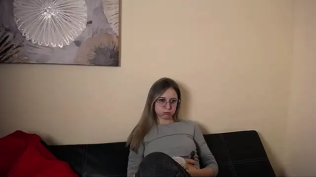 Snapshot of _Nicole_new chatting on 03-04-26, 10:34 Nicole new online show from 03-04-26, 10:34