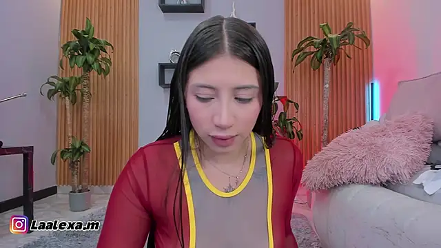 Aixaa charles online show from 11-12-25, 12:42