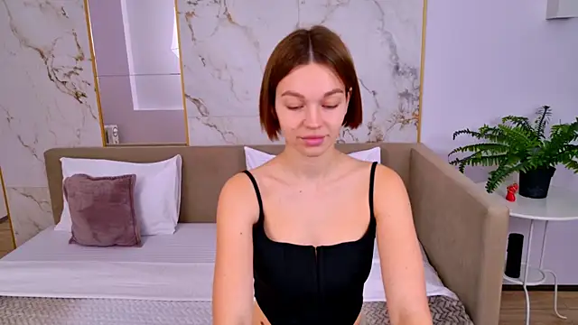 Snapshot of DanaLoved chatting on 12-05-24, 07:10 DanaLoved online show from 12-05-24, 07:10