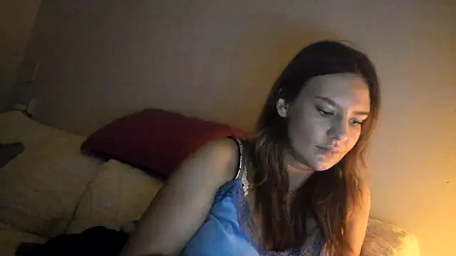 Snapshot of Nina24 chatting on 12-04-24, 08:34 Nina24 online show from 12-04-24, 08:34