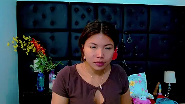 Isalombardi online show from 07-08-26, 03:51