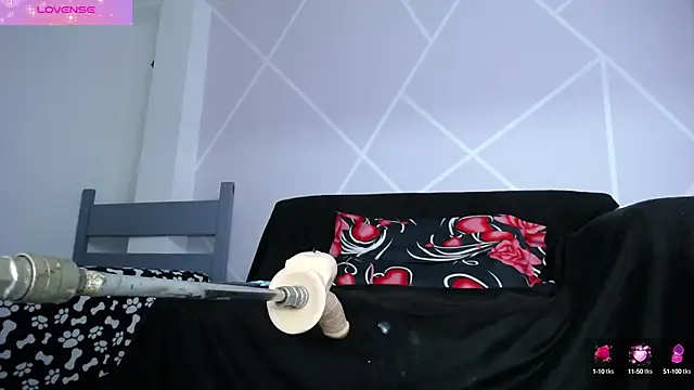 paola ferreira online show from 10-13-25, 01:45