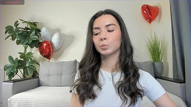 Snapshot of NicoleLuv chatting on 03-09-25, 01:04 NicoleLuv online show from 03-09-25, 01:04