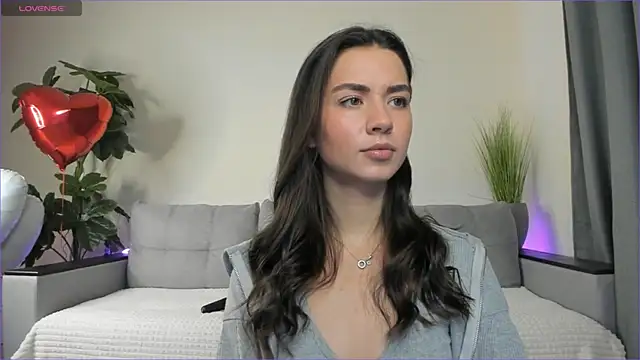 Snapshot of NicoleLuv chatting on 02-20-25, 01:08 NicoleLuv online show from 02-20-25, 01:08