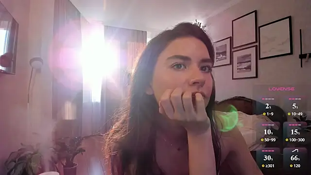 NicoleLuv online show from 05-19-26, 05:09