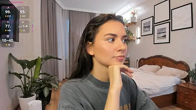 NicoleLuv online show from 11-14-25, 01:37