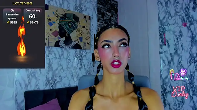 Queen Cuarxxo online show from 07-14-26, 12:32