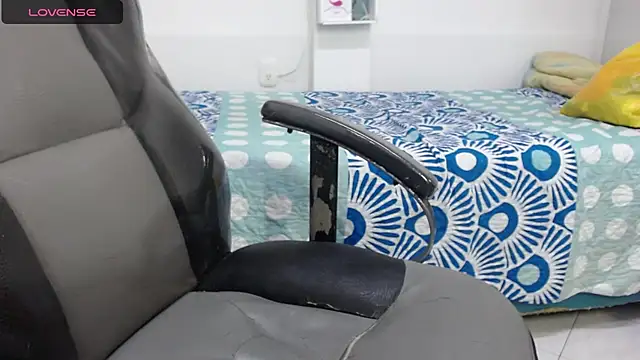 sexy lady 0 online show from 03-06-25, 08:16