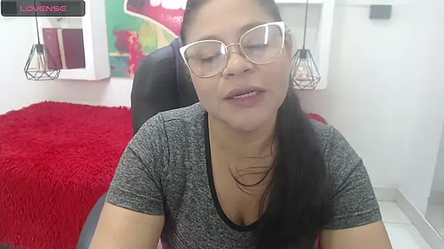 sexy lady 0 online show from 10-09-25, 11:33