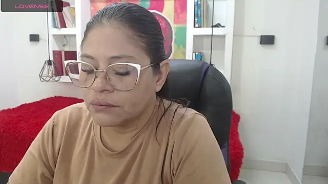 sexy lady 0 online show from 09-25-25, 11:49