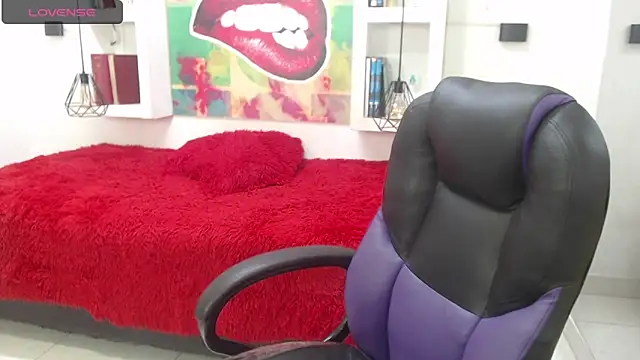 sexy lady 0 online show from 10-15-25, 11:51