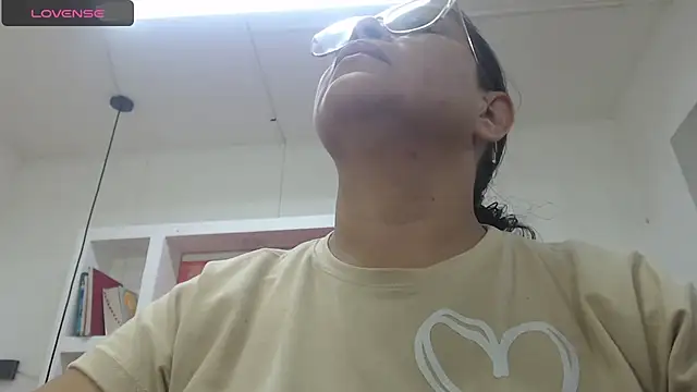 sexy lady 0 online show from 09-28-25, 11:39