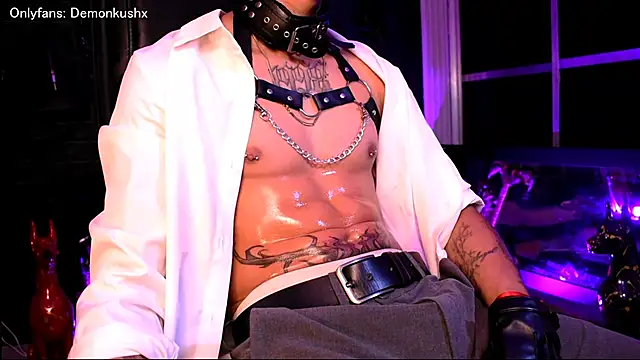 DemonKush-- online show from 11-22-25, 04:33