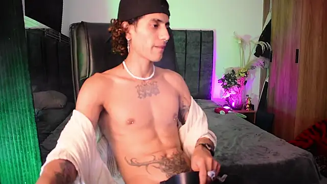 Snapshot of DemonKush-- chatting on 05-29-26, 06:30 DemonKush-- online show from 05-29-26, 06:30