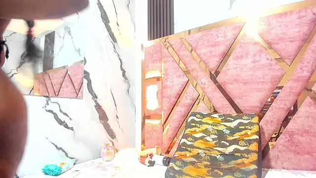 mia alvares online show from 10-25-25, 12:17