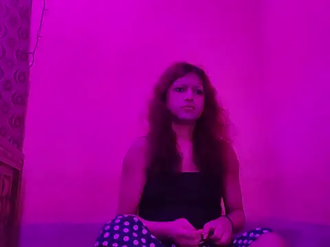 Snapshot of MmmMonikaBabie chatting on 12-08-24, 07:00 MmmMonikaBabie online show from 12-08-24, 07:00