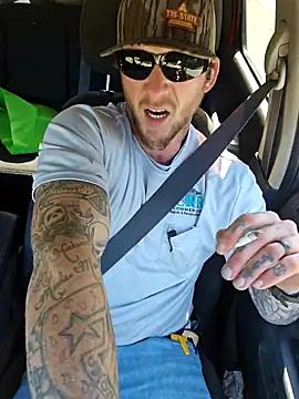 jtw14 online show from 10-31-25, 04:03