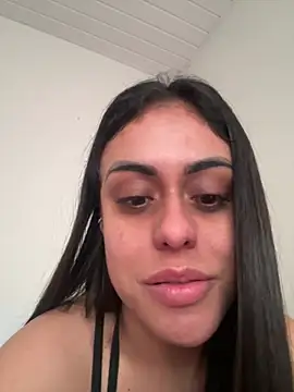 Snapshot of amorinha99 chatting on 07-10-26, 01:11 amorinha99 online show from 07-10-26, 01:11