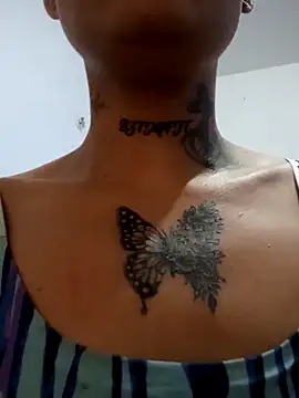 Snapshot of safira_hot chatting on 11-17-25, 07:07 safira hot online show from 11-17-25, 07:07