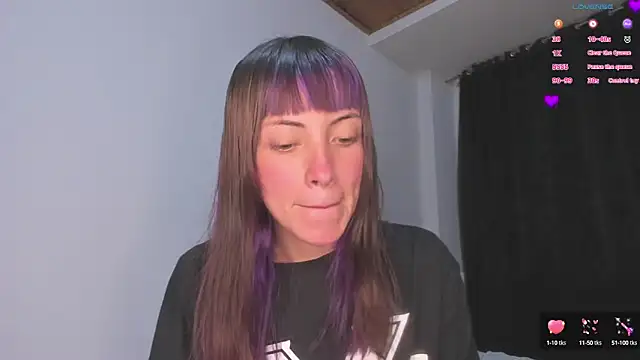 MiaGoth  online show from 10-13-25, 11:05