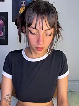 MiaGoth  online show from 06-02-26, 02:44
