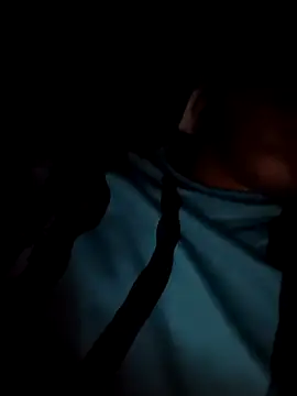 yourboy2000   online show from 09-08-25, 03:11