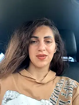 EmaSkyes online show from 10-18-25, 11:45