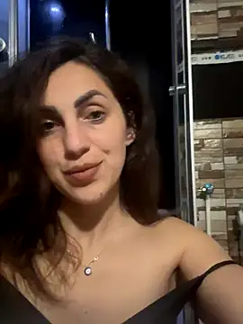 EmaSkyes online show from 11-10-25, 07:19