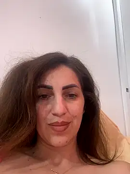 EmaSkyes online show from 11-12-25, 07:34