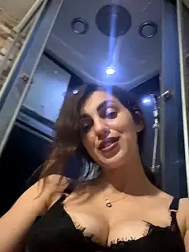 EmaSkyes online show from 10-15-25, 06:38