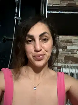 EmaSkyes online show from 11-30-25, 07:58