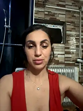 EmaSkyes online show from 12-04-25, 07:13