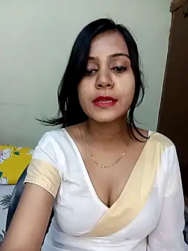 Miss-Riyasingh online show from 12-21-25, 04:41
