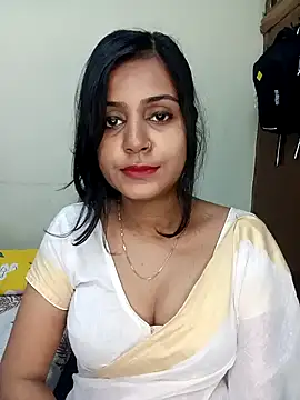 Snapshot of Miss-Riyasingh chatting on 02-08-26, 06:05 Miss-Riyasingh online show from 02-08-26, 06:05
