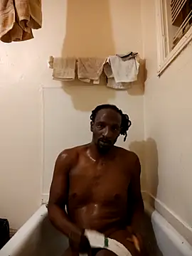 DaBishoo online show from 12-18-25, 02:27