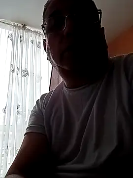 MATTHEW MRANDA online show from 06-25-26, 06:35